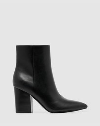 Nine West - Plumm