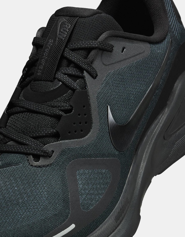 Nike - Nike Structure 26 - Men's