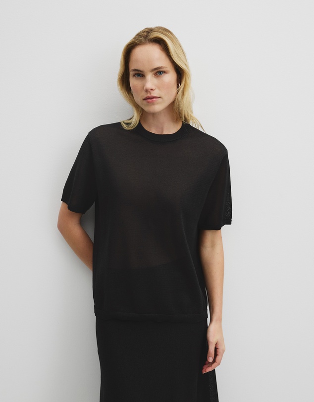 Country Road - Fine Mesh Knit T-shirt