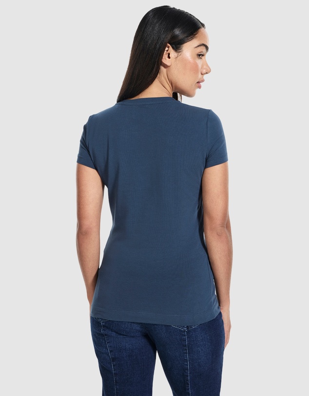 GUESS - Script Logo T-Shirt
