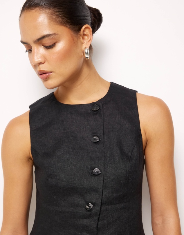 AERE - Longline Asymmetric Vest