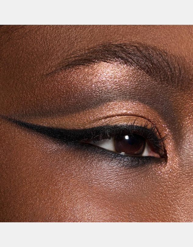 MAC - Glitter Single Eye Shadow Compact
