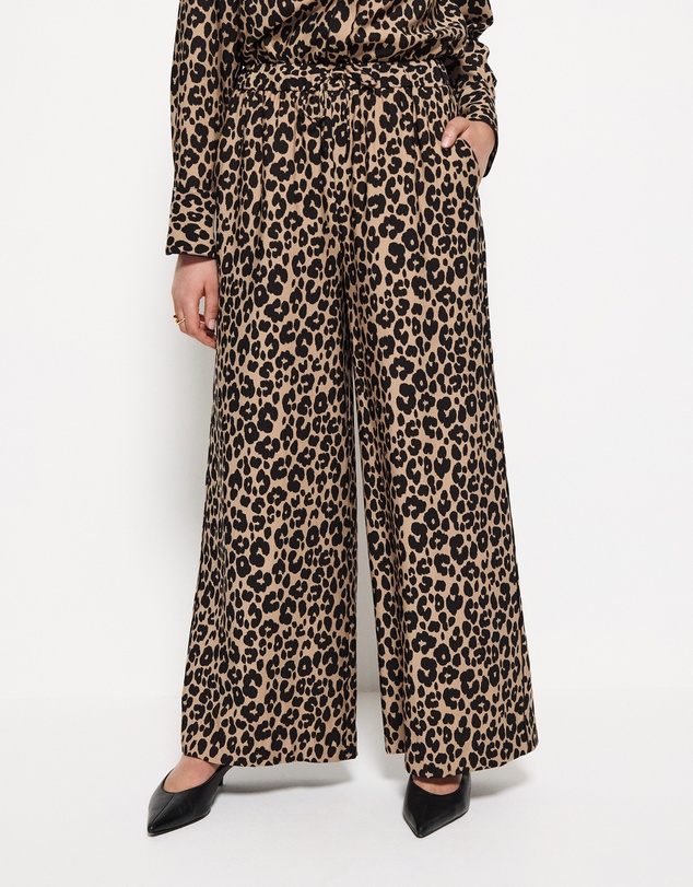 Commonry - Leopard Pant