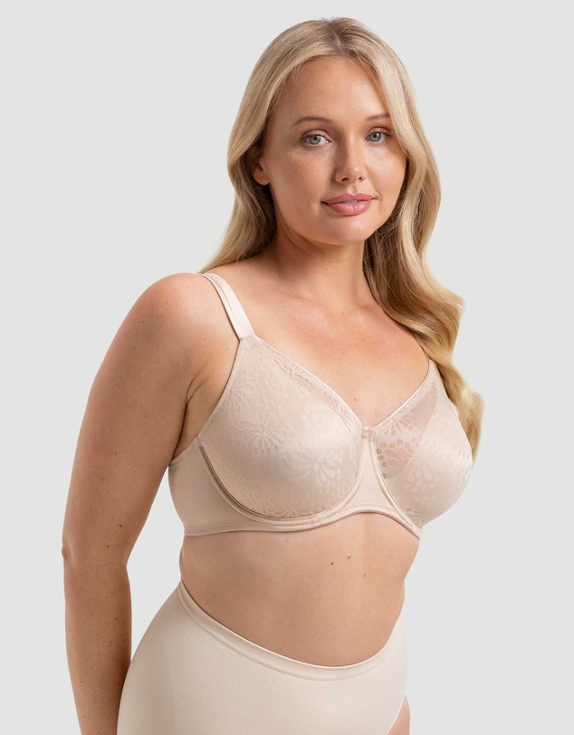Triumph - Lacy Minimiser Bra