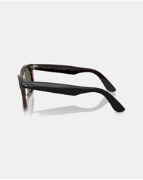 Ray-Ban - Wayfarer