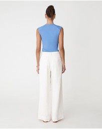 Forcast - Soho Rounded Square Neck Top