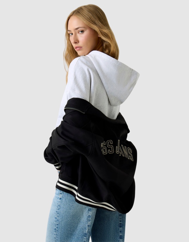 GUESS Jeans - GUESS JEANS Drop Shoulder Baker Cropped Hoodie