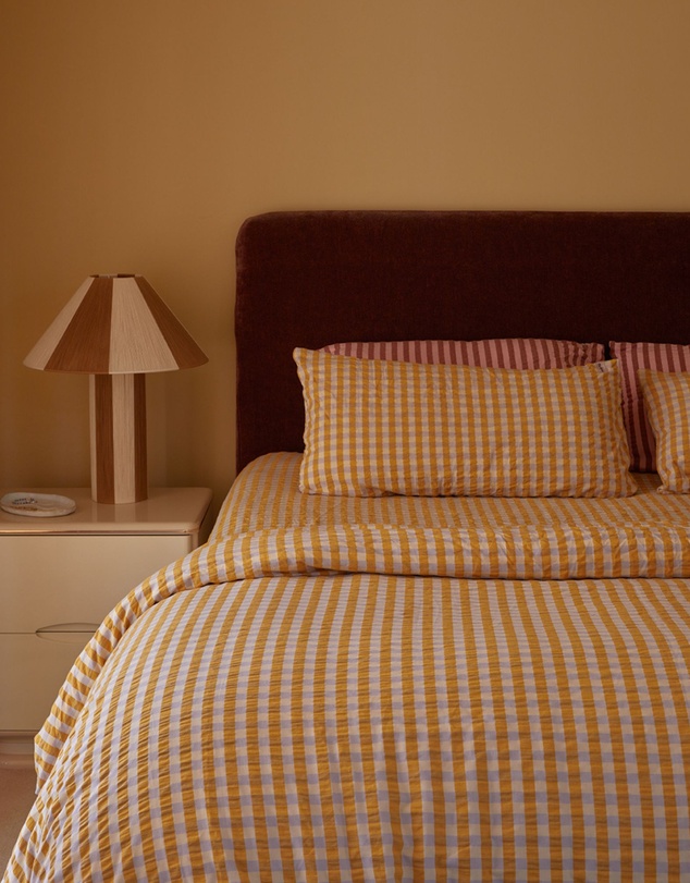 Mosey Me - Mango Seersucker Standard Pillowcase Set
