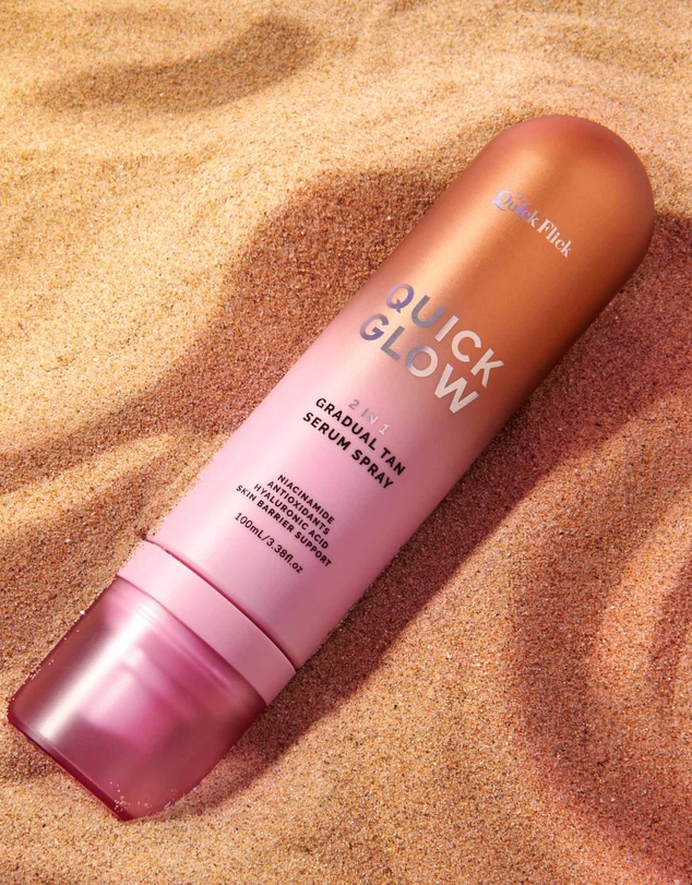 The Quick Flick - Quick Glow 2 in 1 Gradual Tan Serum Spray
