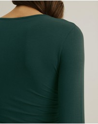 Atmos&Here - Asymmetric Long Sleeve Top