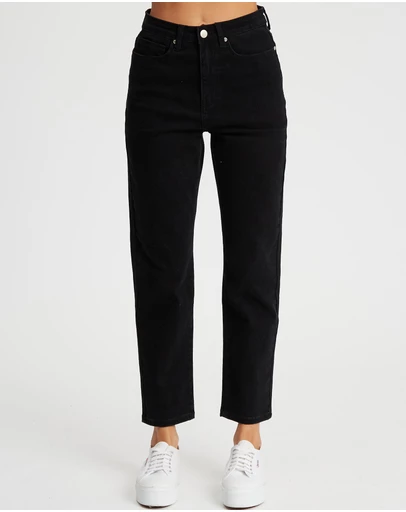 The Fated - Izzy Cropped Mum Jeans