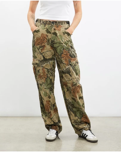 Vintage by The Real Deal - Pre Loved - Vintage Realtree Camo Cargo Pants