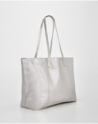 Cobb & Co - Elara Metallic Leather Tote