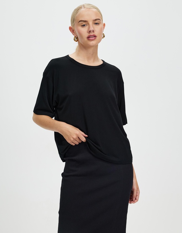Third Form - Push Pull Tee