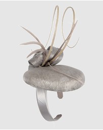 Max Alexander - Pillbox Silver Racing Fascinator