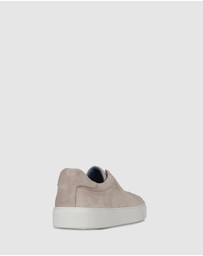 Brando - Phelps Sneakers