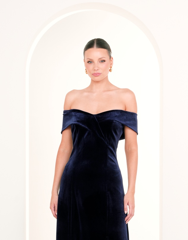 Pilgrim - Bri Off Shoulder Velvet Gown