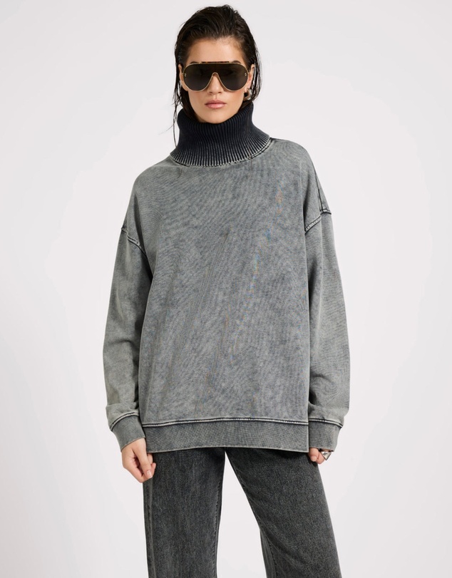 ONE TEASPOON - Fleece Roll Neck Sweater - Worn Black