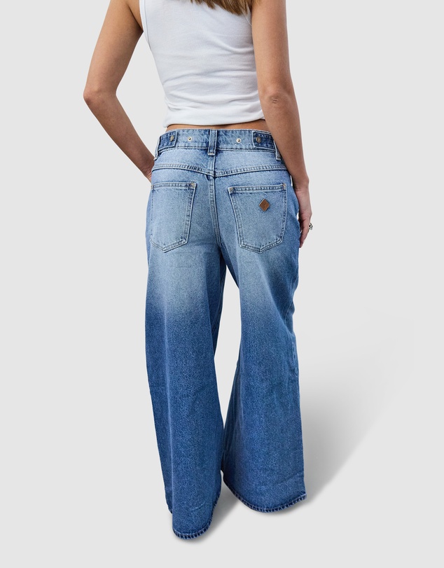 Abrand - 94 Baggy Petite Tamara Cinch Recycled