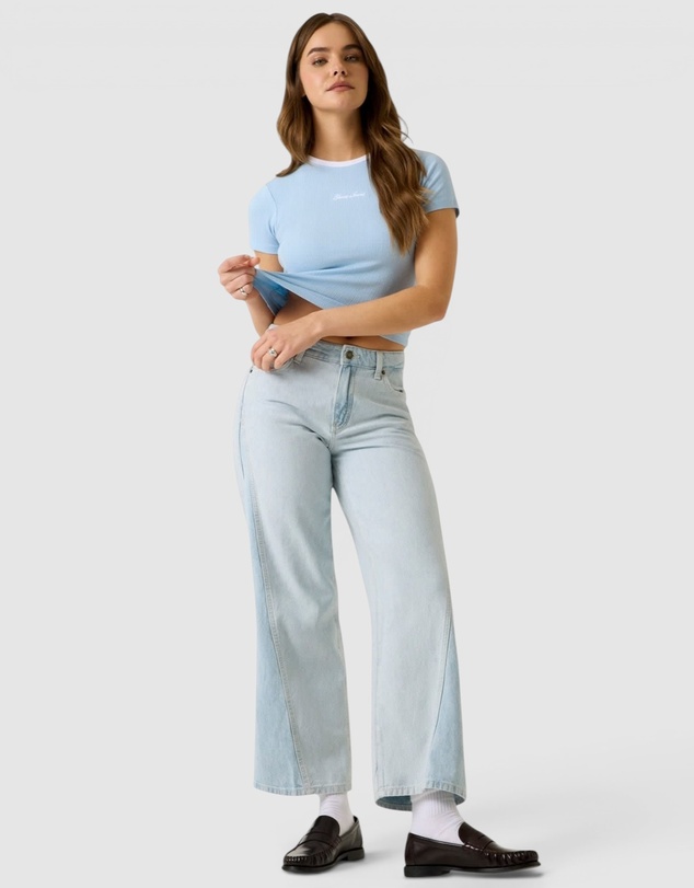 GUESS Jeans - GUESS JEANS G11 High-Rise Wide Leg Twisted Jeans