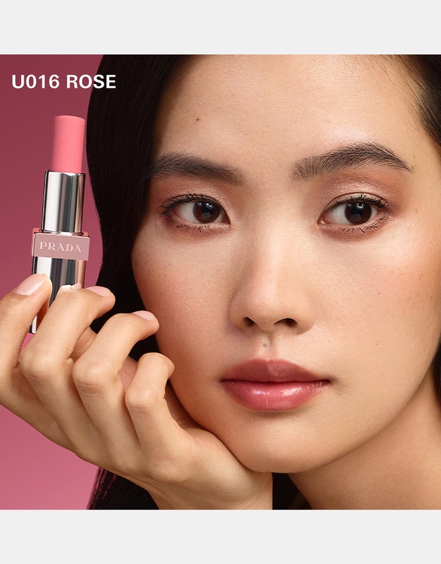 Prada - Prada Light Glowing Lip Oil Stick