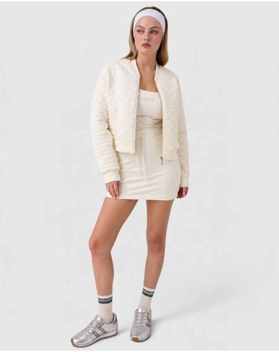 DOVE WHITE