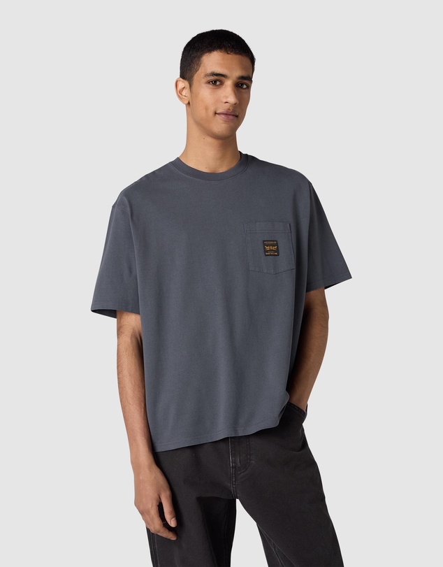 Levi's - SS Workwear Pocket Tee