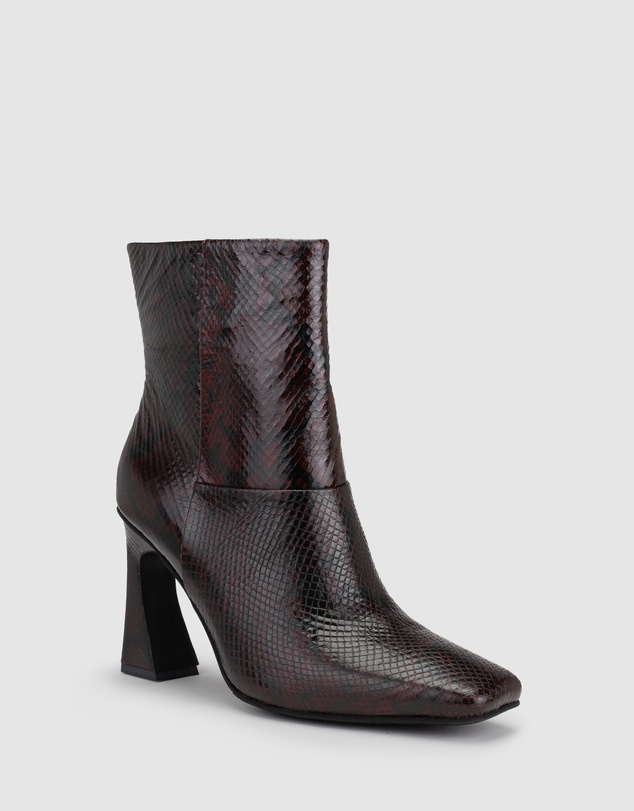 Chaos & Harmony - Pulsar Boot