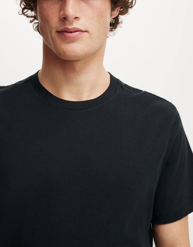 Cotton On - Classic Fit T-Shirt