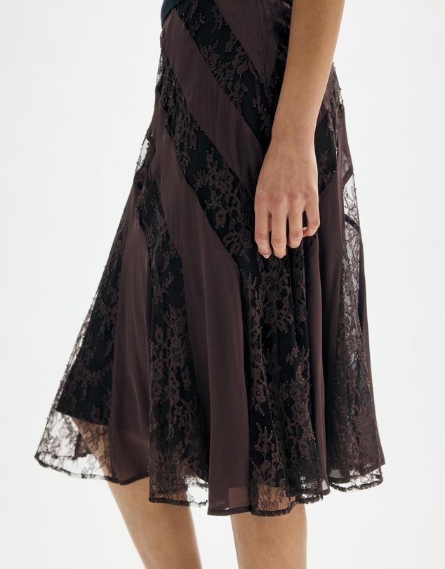 Minima Esenciales - Valadon Lace Panelled Midi Skirt