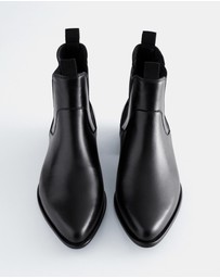 & Other Stories - Pointed-Toe Leather Chelsea Boots