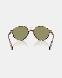 Giorgio Armani - AR8236U
