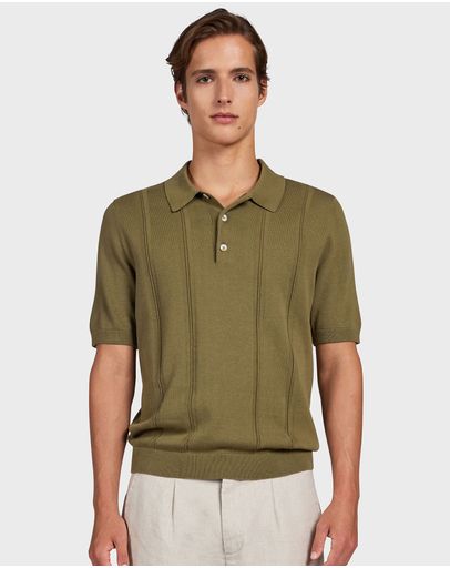 DARK KELP GREEN