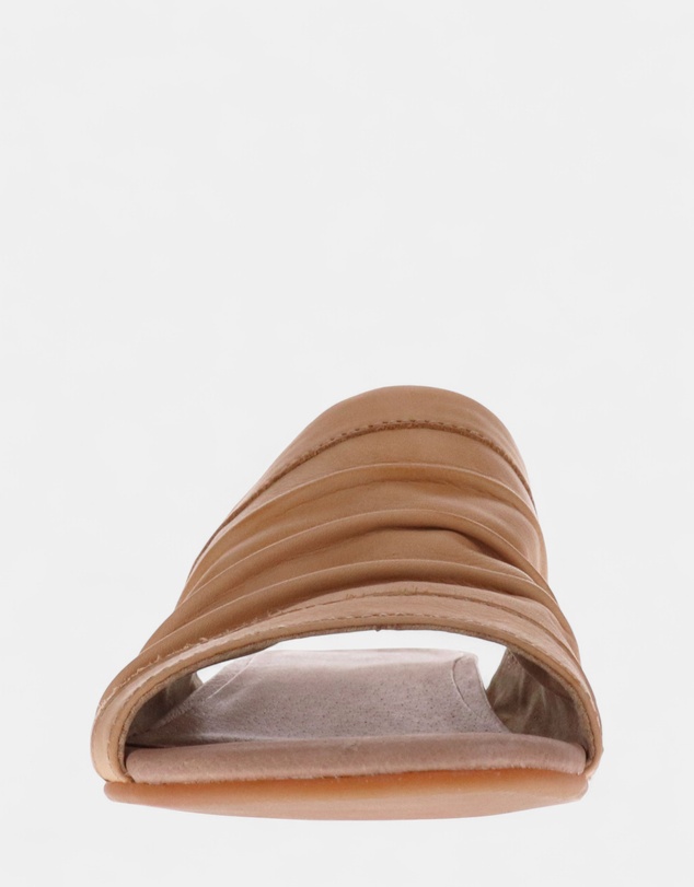 Mia Vita - Mandy Flat Sandal - Almond