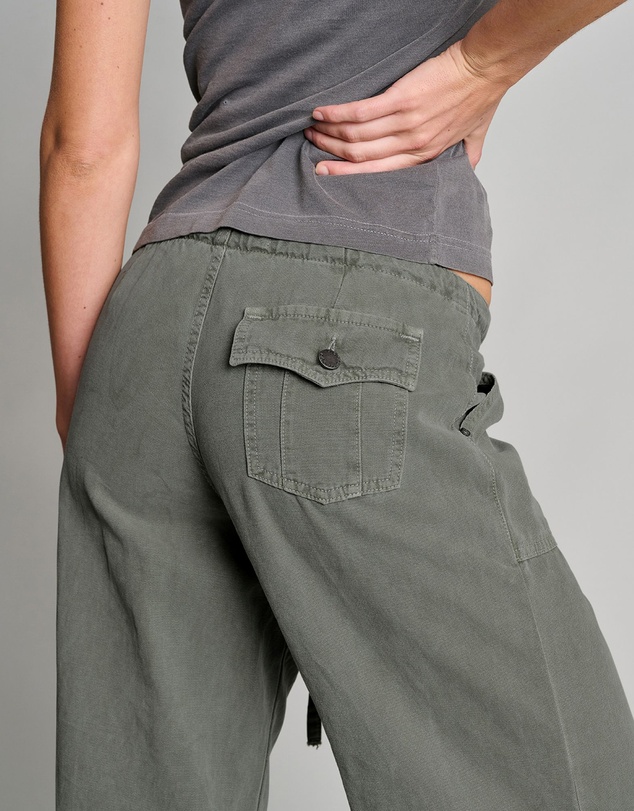 Love and Nostalgia - Big Baddie Pant - Army Smoke