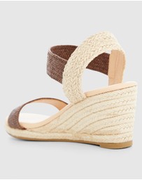 Easy Steps - Sylvie
