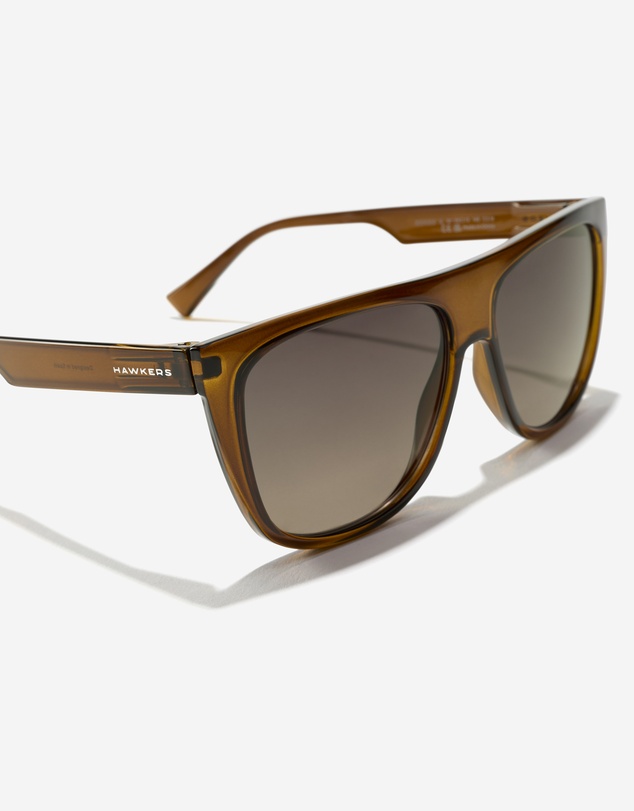 Hawkers Co - Hawkers - Runway - camel smoky black  Sunglasses for Men and Women UV400