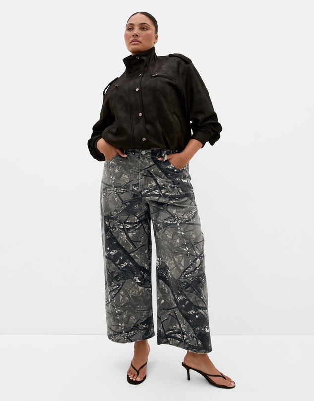 City Chic - Plus size Olivia Camo Relaxed Cotton Regular Jean - grey wash