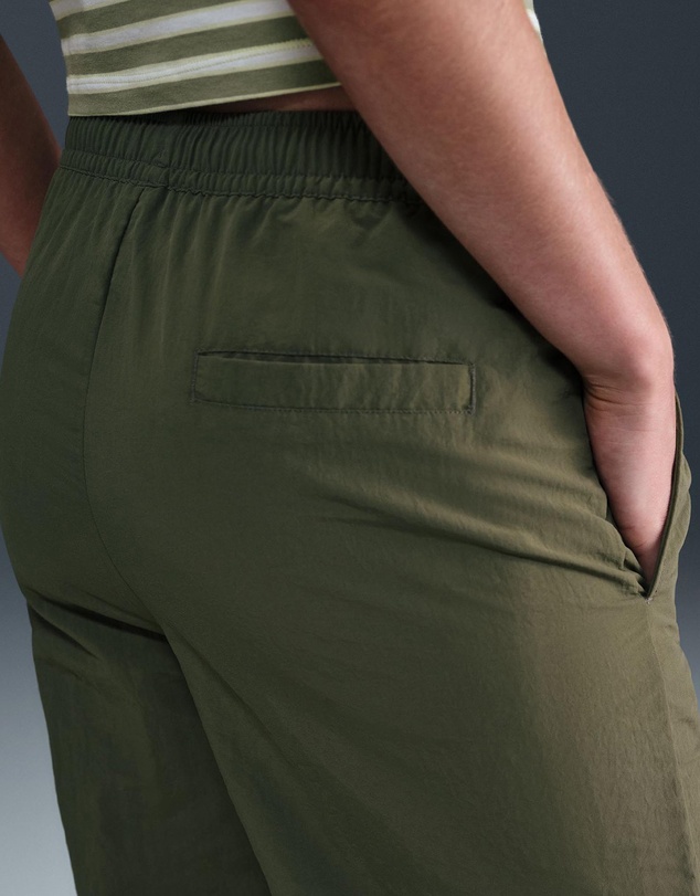 Nike - Sportswear Everything Wovens Mid-Rise Open-Hem Pants