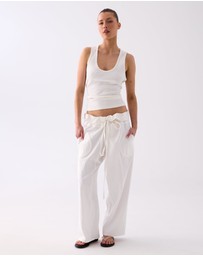 Style Addict - Camille Scoop Neck Tank
