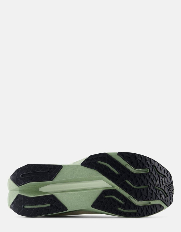 New Balance - FuelCell Propel v5 - Men's