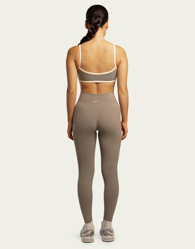 437 - The V Leggings