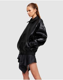 Lioness - Kenny Bomber