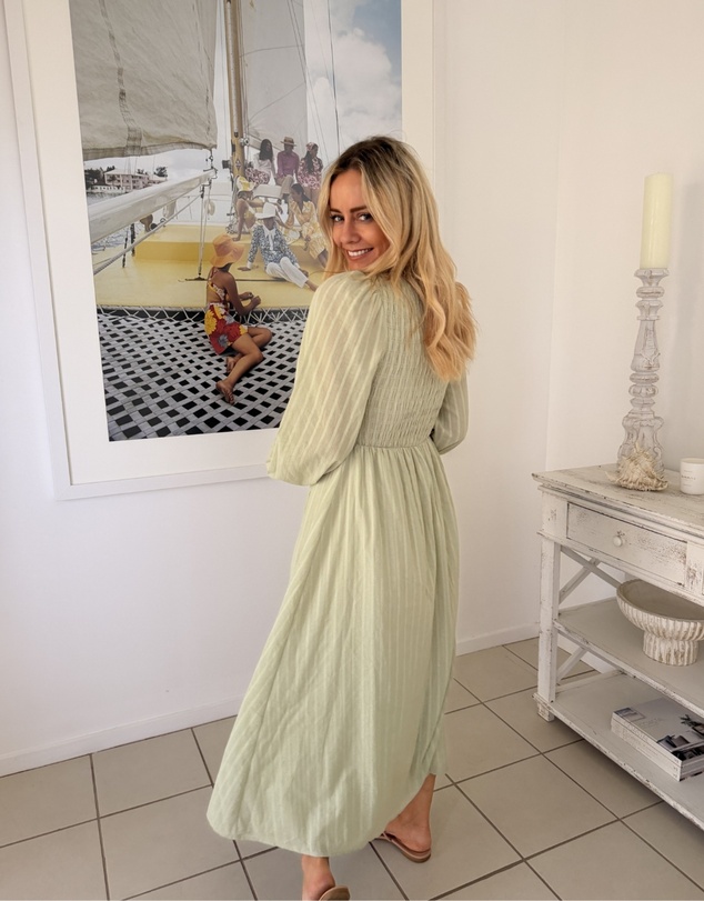 Esther & Co - Iolana Dress - Soft Khaki Long Sleeve