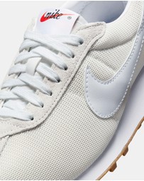 Nike - LD-1000 - Women's