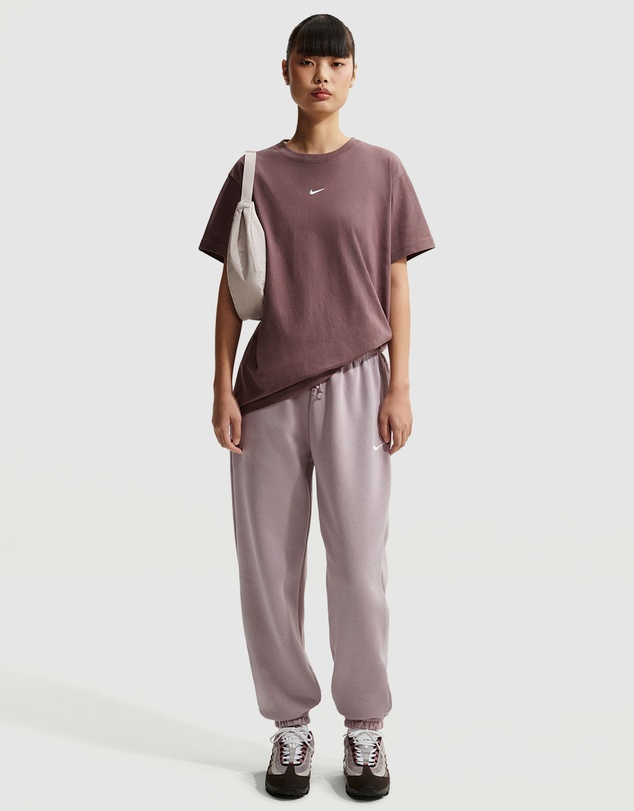 Nike - Sportswear Classic Short Sleeve Tee