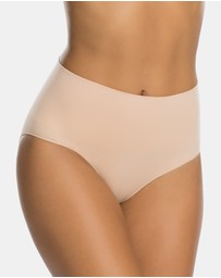 Spanx - Everyday Shaping Panties Briefs