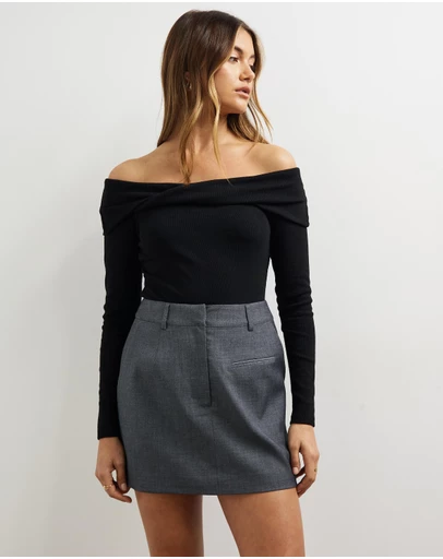 Minima Esenciales - Alita Off Shoulder Jersey Top