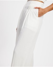 Mossée - Olivia Pleated Wide Leg Pants