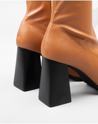 RAID - Whisper Block heeled ankle boots in tan